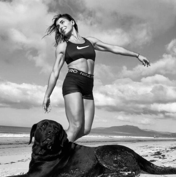 LU, ENTRENADORA PERSONAL