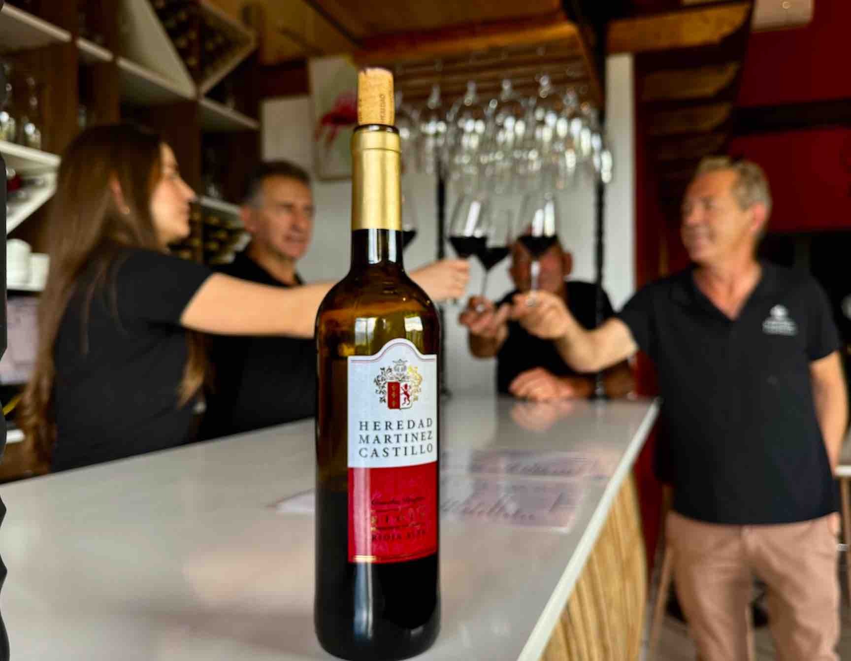 VISITA CON CATA A BODEGA FAMILIAR - ESENCIA